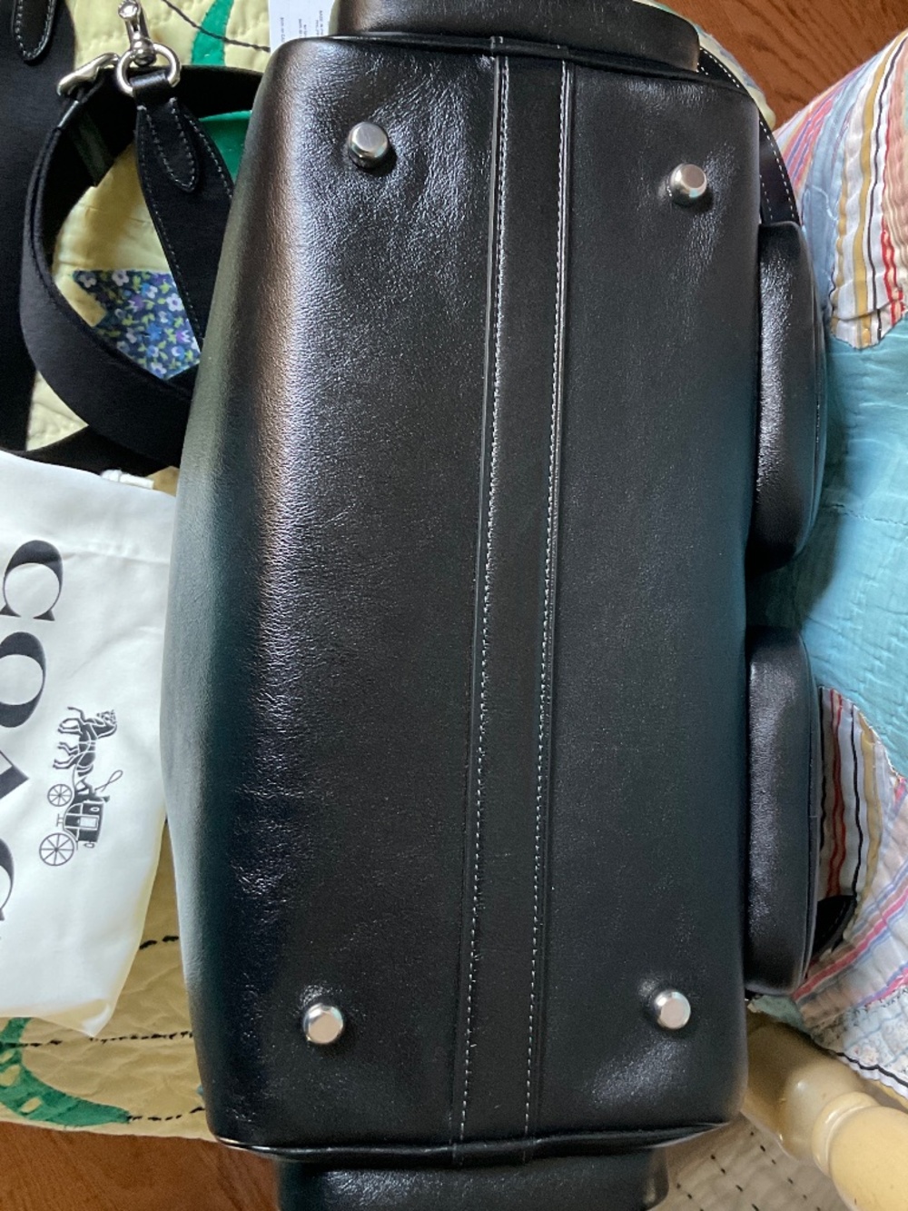 Coach Compass 35 w/pockets - Picture 5 of 9